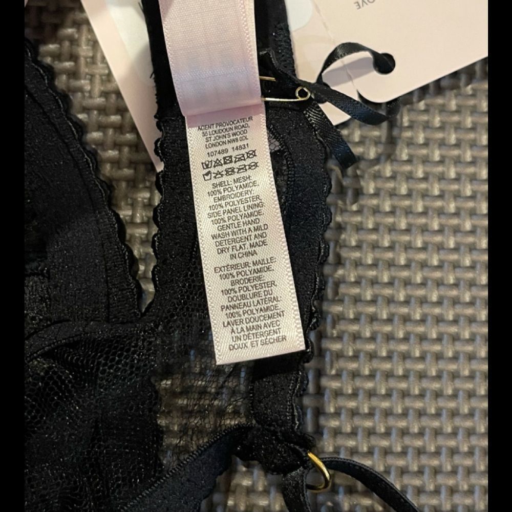 NWT Agent Provocateur Sparkle Plunge Black Bra - Picture 8 of 8